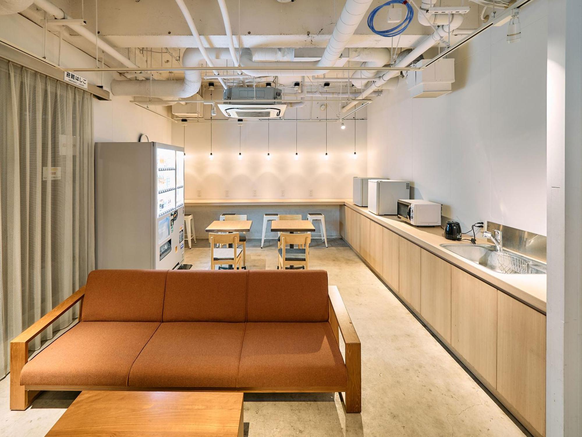 Hotel Plus Hostel Tokyo Kawasaki Kawasaki  Zewnętrze zdjęcie